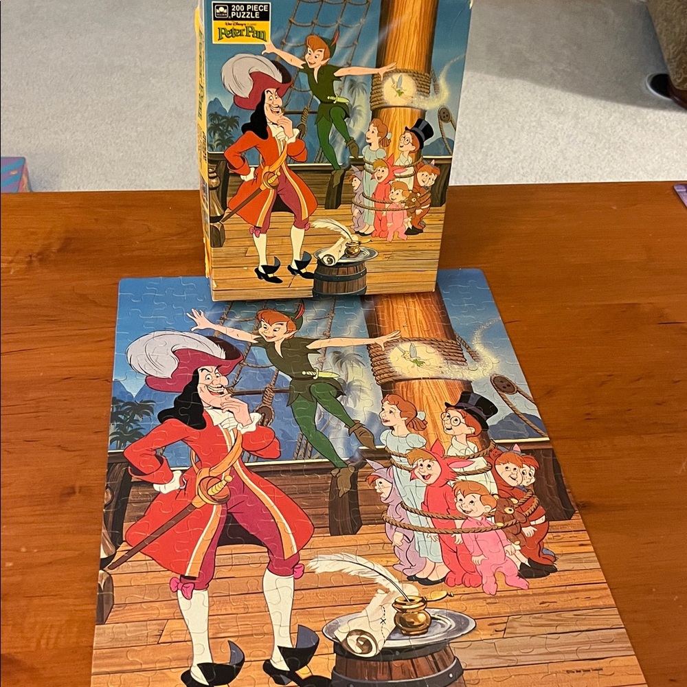 Vintage Disney Peter Pan 200 Piece Jigsaw Puzzle